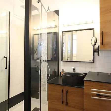 T2 Avec Wifi A La Bourboule, Proche Thermes, Jusqu'a 4 Personnes - Fr-1-608-285