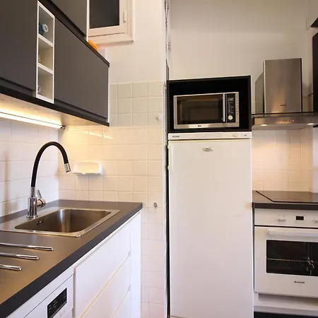 T2 Avec Wifi A La Bourboule, Proche Thermes, Jusqu'a 4 Personnes - Fr-1-608-285 Apartment *
