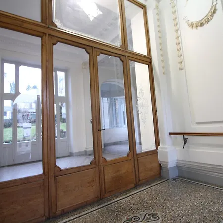T2 Avec Wifi A La Bourboule, Proche Thermes, Jusqu'a 4 Personnes - Fr-1-608-285 * La Bourboule